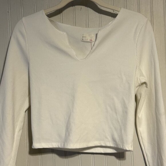 Dee Elly White Ribbed Cropped Long Sleeve Top Size M | Minimalist Y2K Basic - Picture 1 of 3